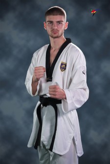 Erik FARMAKAS